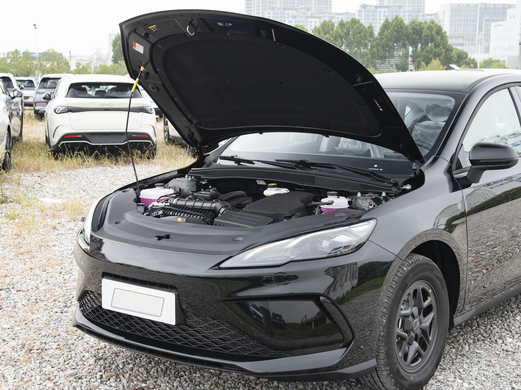 BYD Seal 05 DM-i 2026 128KM Luxury