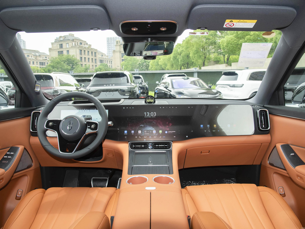 AITO M8 2025 REEV Max 37kWh 6-Seat