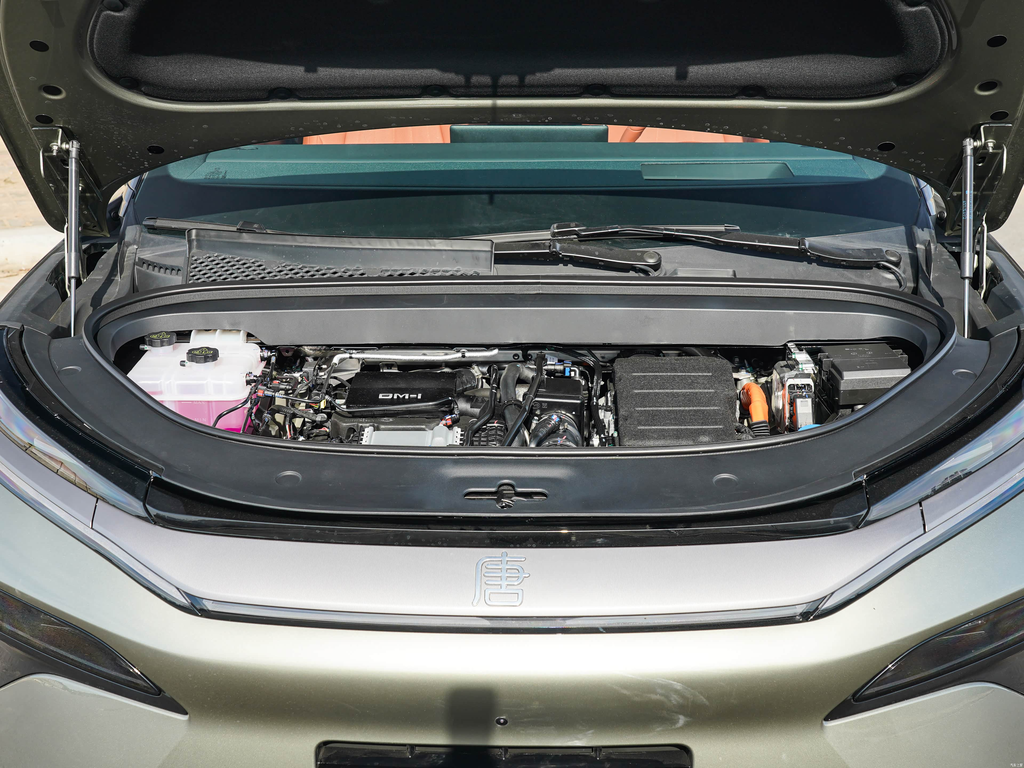 BYD Tang L 2025 DM 215KM LiDAR Flagship