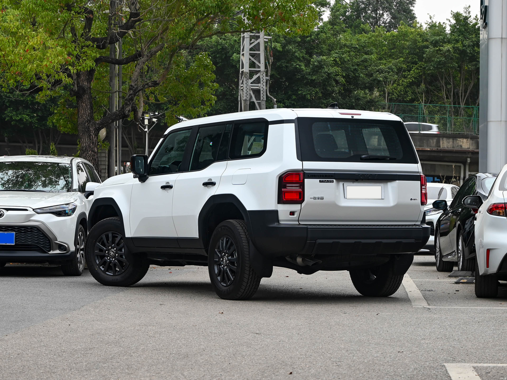 Toyota Land Cruiser Prado 2025 2.4T BX Edition