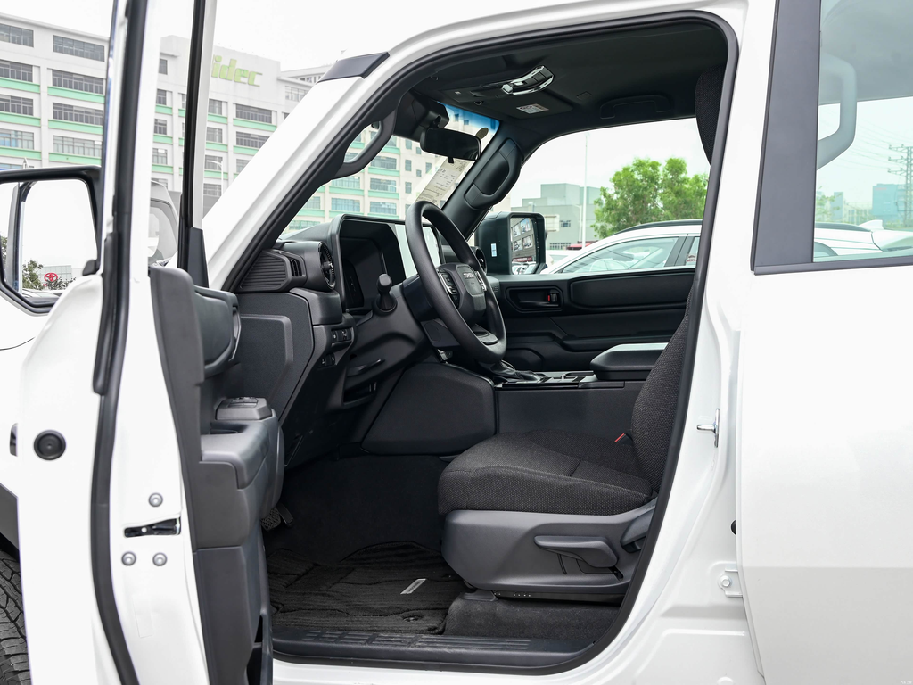 Toyota Land Cruiser Prado 2025 2.4T BX Edition