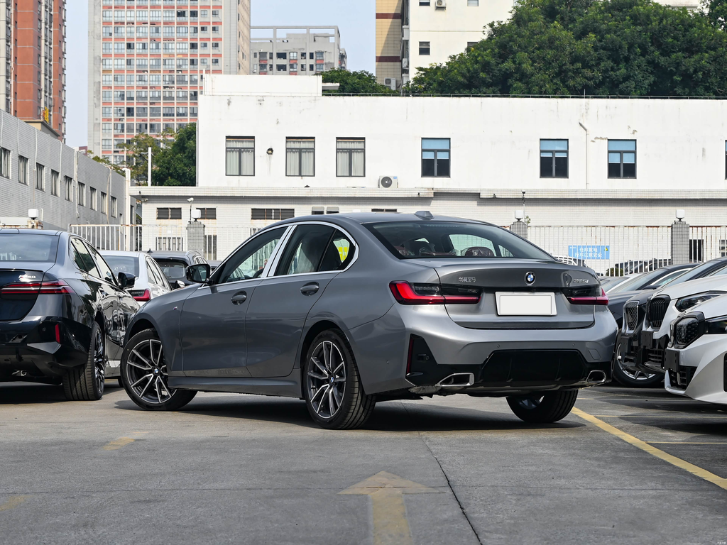 BMW 3 Series 325i M Sport Package 2025