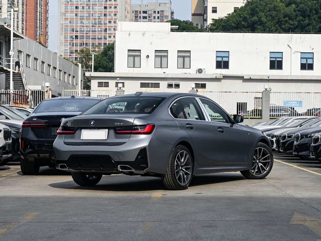 BMW 3 Series 325i M Sport Package 2025