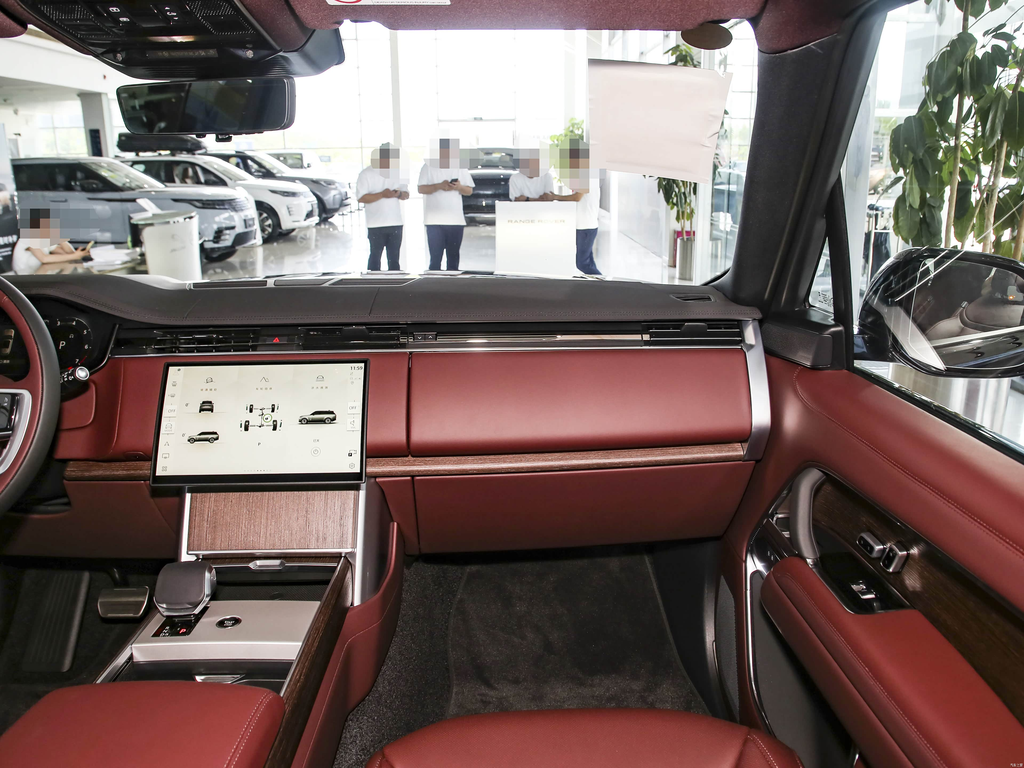 Range Rover 2025 3.0 L6 360PS Prestige Edition