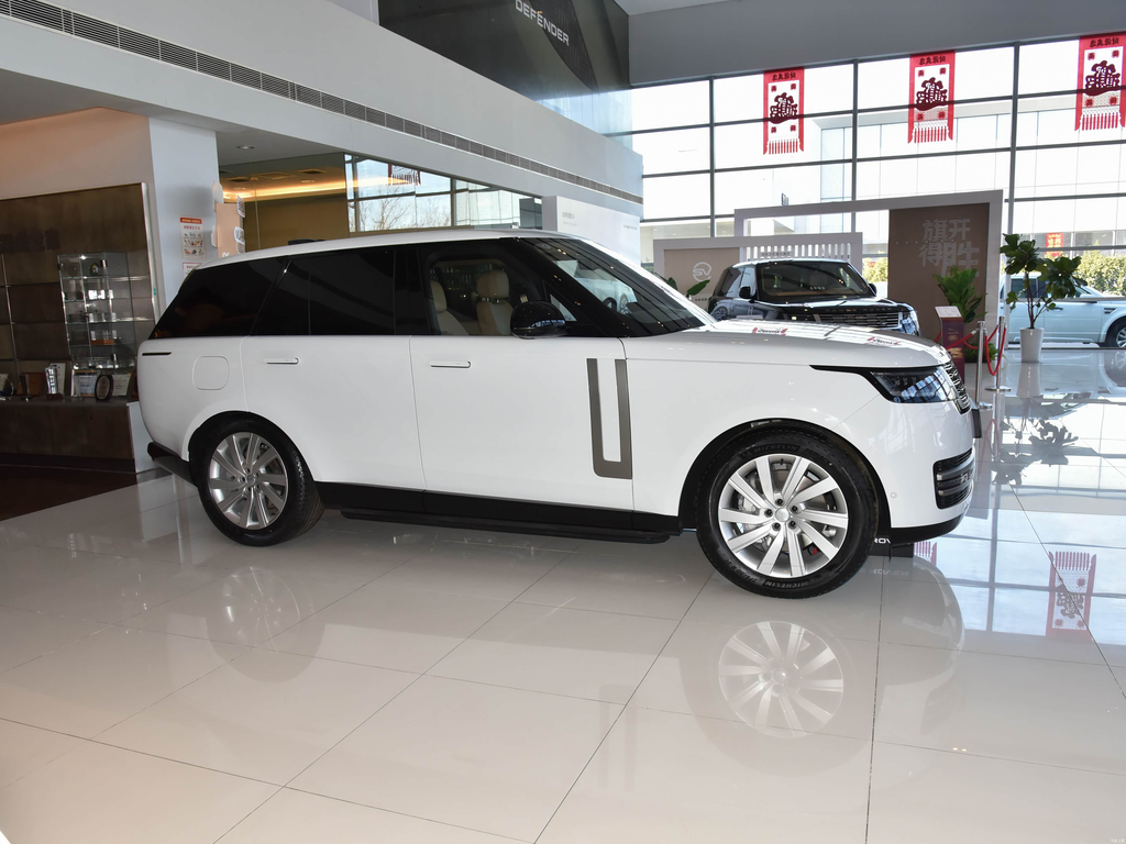 Range Rover 2025 3.0 L6 360PS Prestige Edition