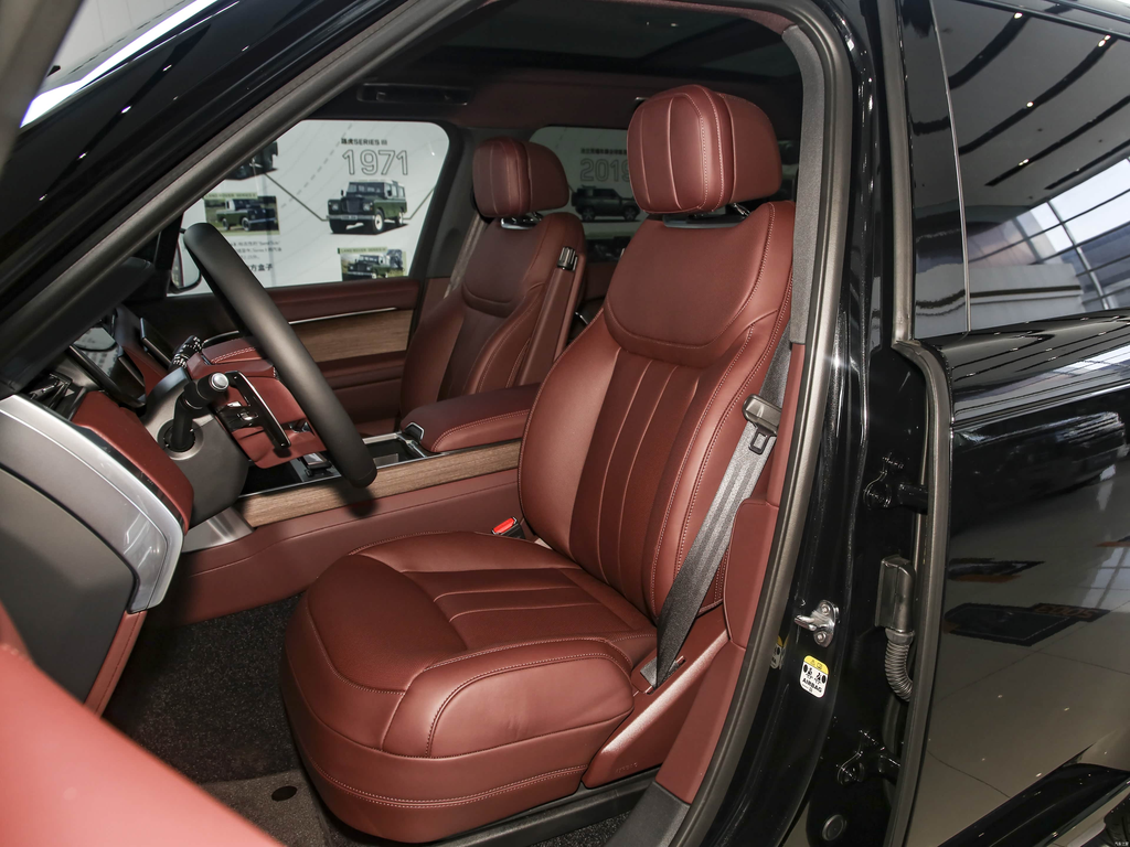 Range Rover 2025 3.0 L6 360PS Prestige Edition