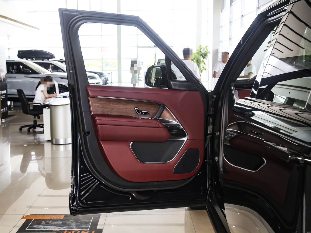 Range Rover 2025 3.0 L6 360PS Prestige Edition