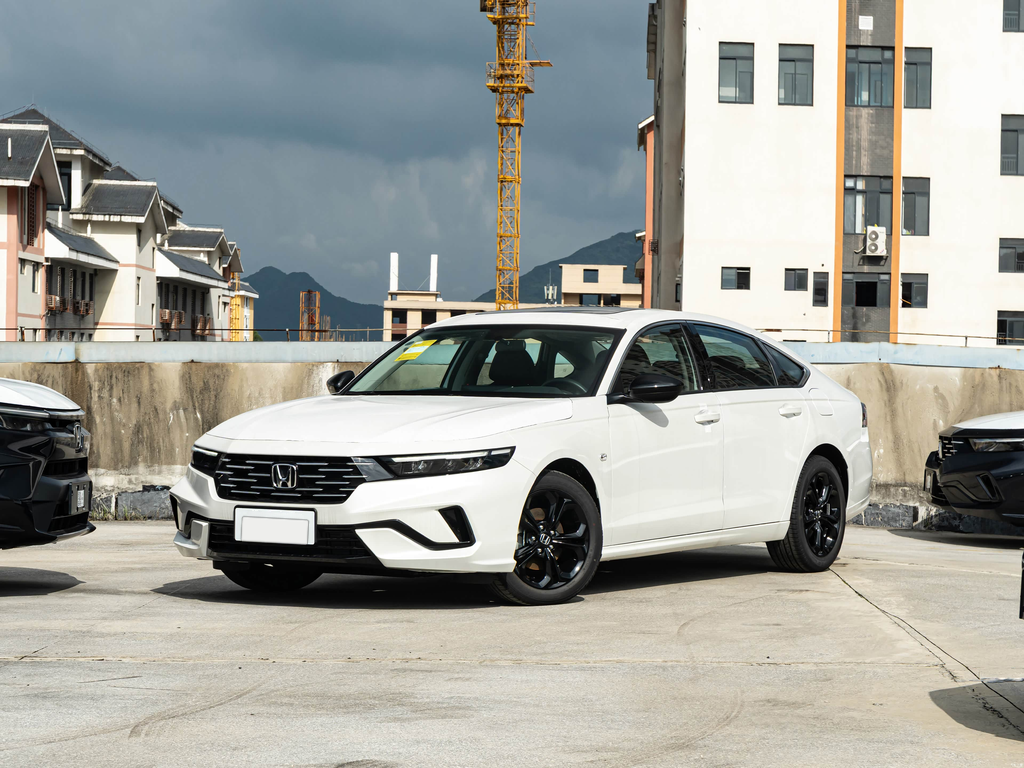 Honda Accord Sport Series 260TURBO 2025 Comfort