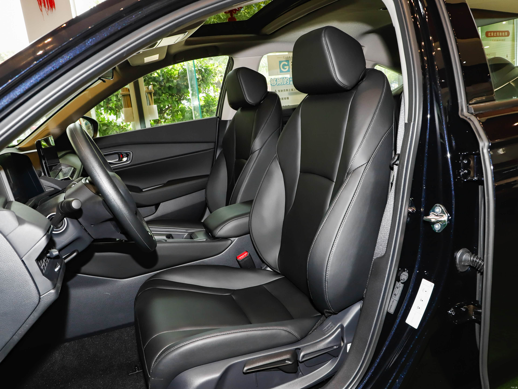 Honda Accord Sport Series 260TURBO 2025 Comfort