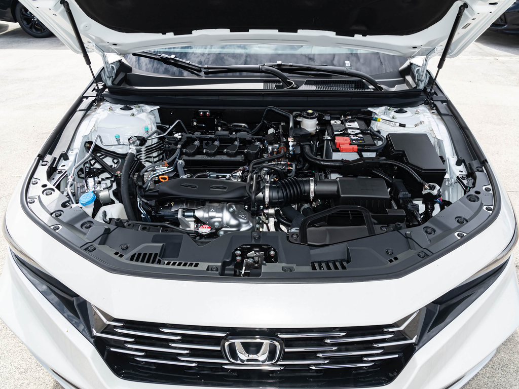 Honda Accord Sport Series 260TURBO 2025 Comfort