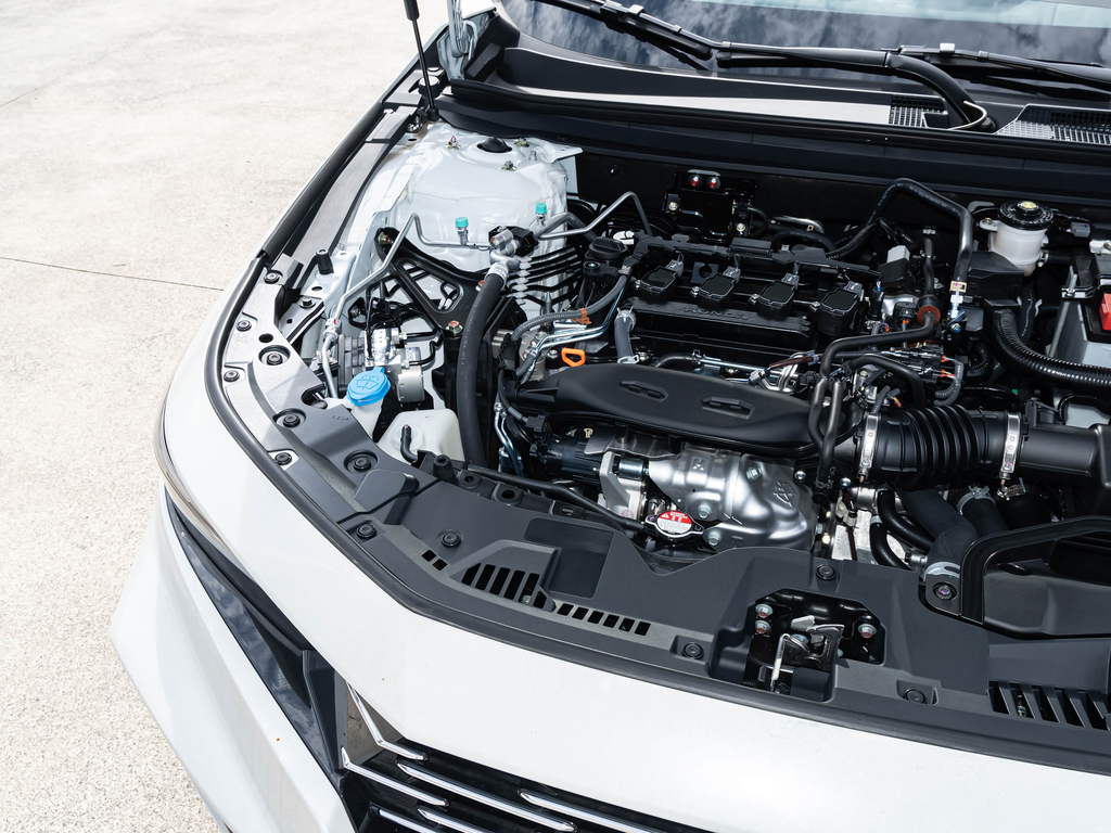 Honda Accord Sport Series 260TURBO 2025 Comfort
