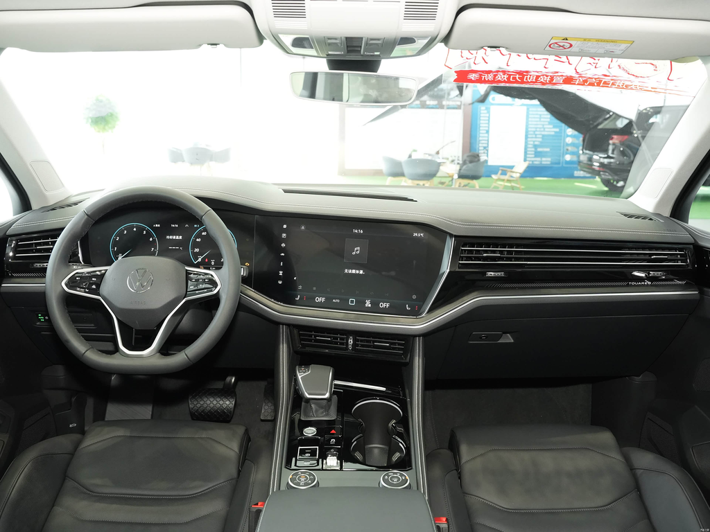 Volkswagen Touareg 2025 2.0TSI Sport Edition