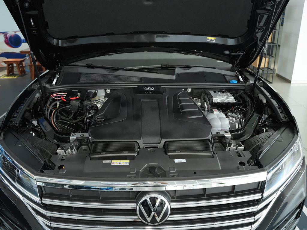 Volkswagen Touareg 2025 2.0TSI Sport Edition