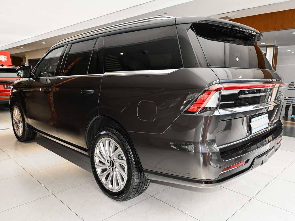 Lincoln Navigator 2025 3.5T President Edition