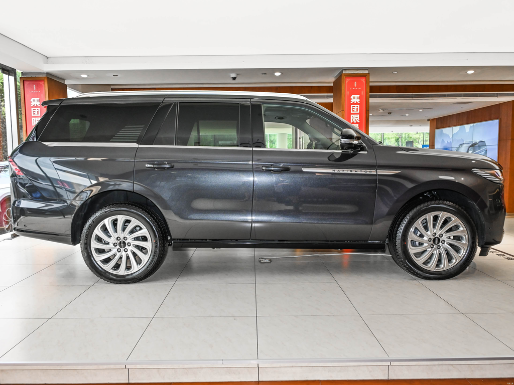 Lincoln Navigator 2025 3.5T President Edition