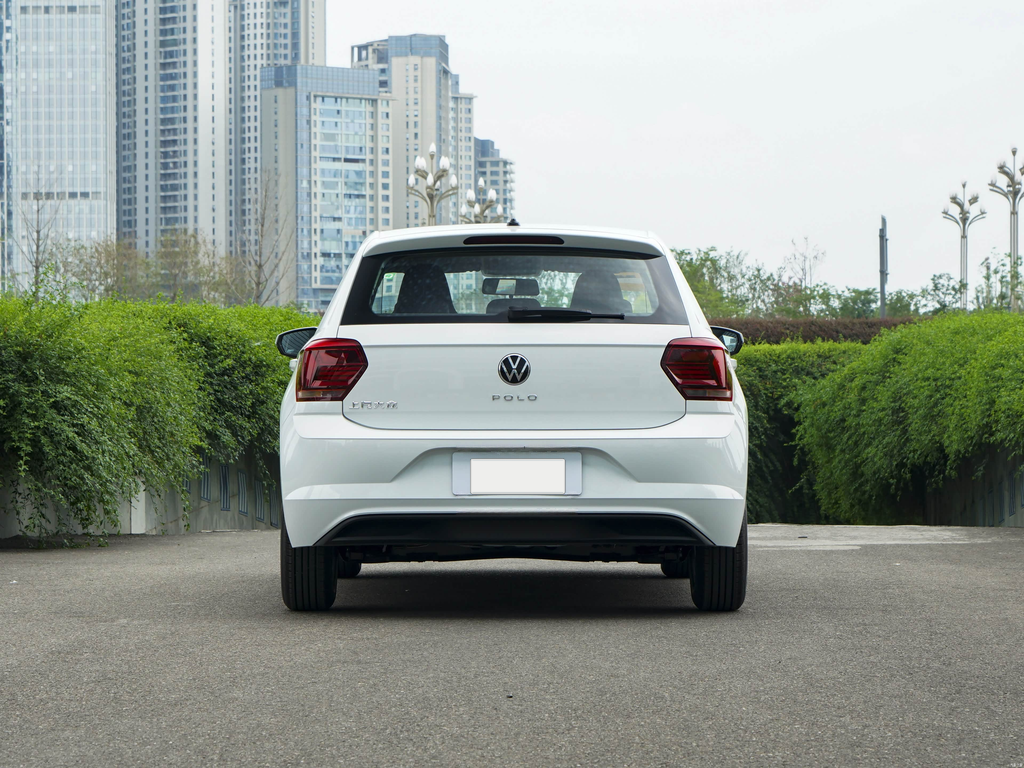 Volkswagen Polo 2023 Plus 1.5L MT