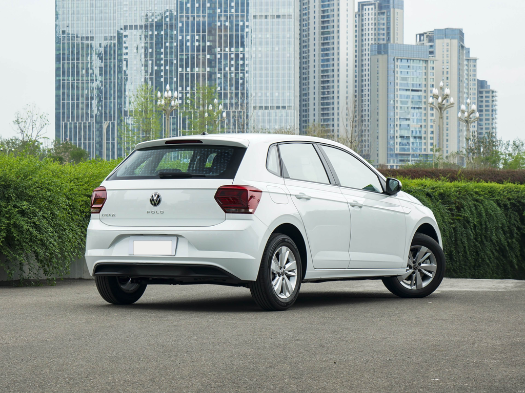 Volkswagen Polo 2023 Plus 1.5L MT