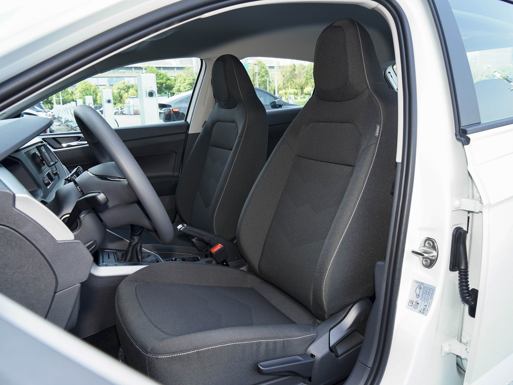 Volkswagen Polo 2023 Plus 1.5L MT