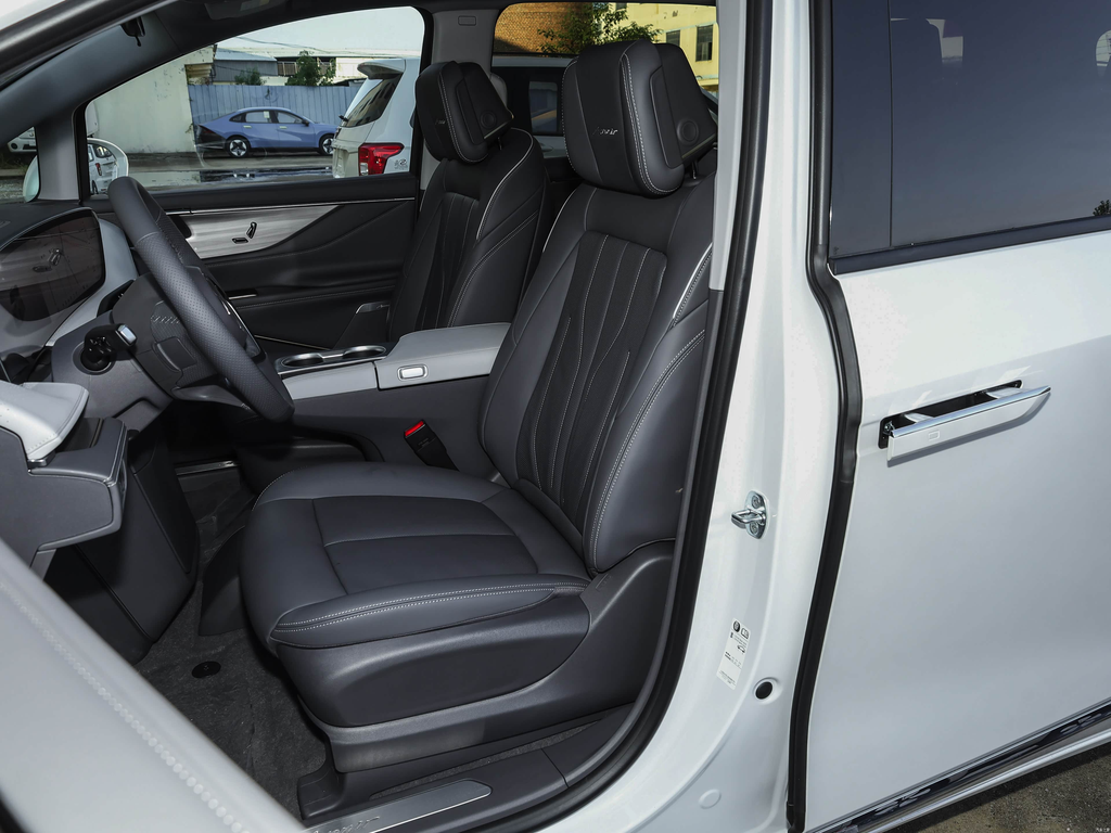 Buick GL8 2026 Lu Zun Smart Edition