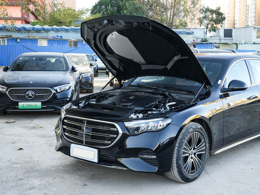 Mercedes-Benz E260L 2026 Classic Edition