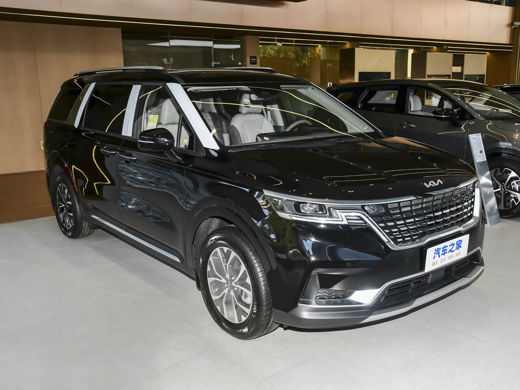 Kia Carnival 2026 2.0T Luxury Edition