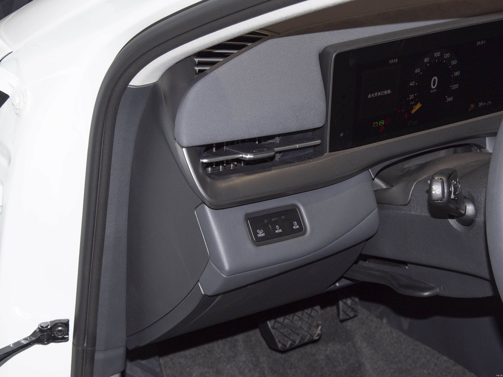 Volkswagen Sagitar 2026 L 300TSI DSG Style