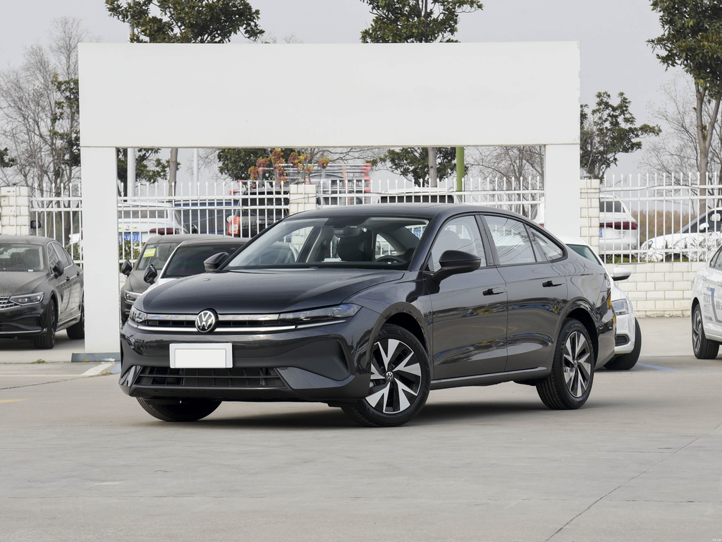 Volkswagen Sagitar 2026 L 300TSI DSG Style
