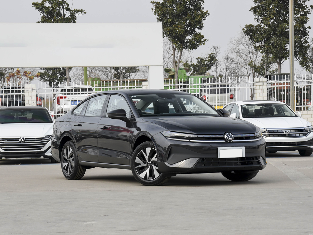 Volkswagen Sagitar 2026 L 300TSI DSG Style