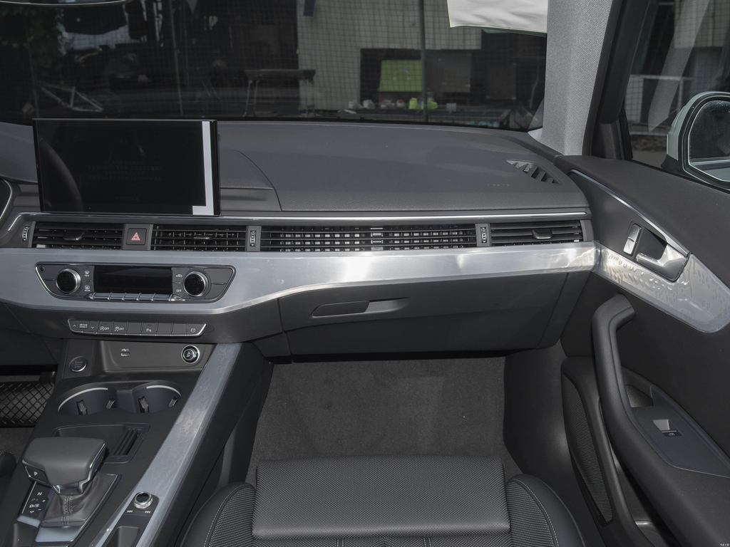 Audi A4L 2025 40 TFSI Style