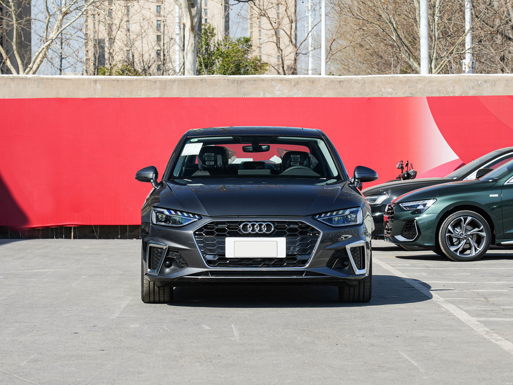 Audi A4L 2025 40 TFSI Style