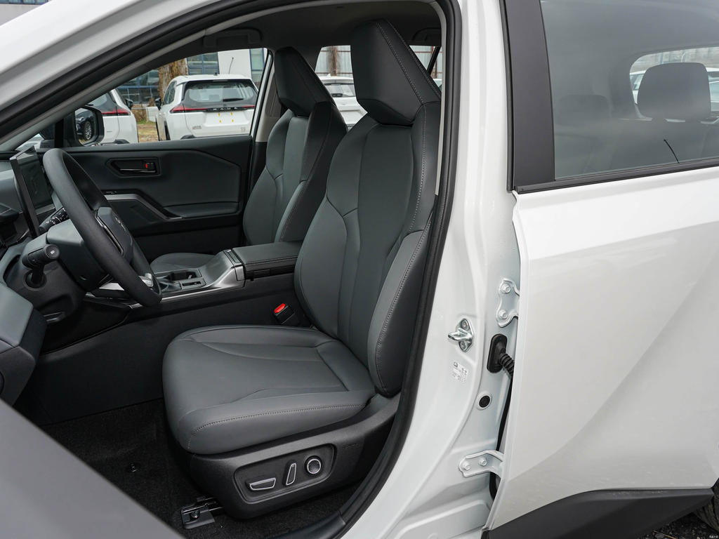 Toyota RAV4 2026 Hybrid 2.0L 2WD Elite