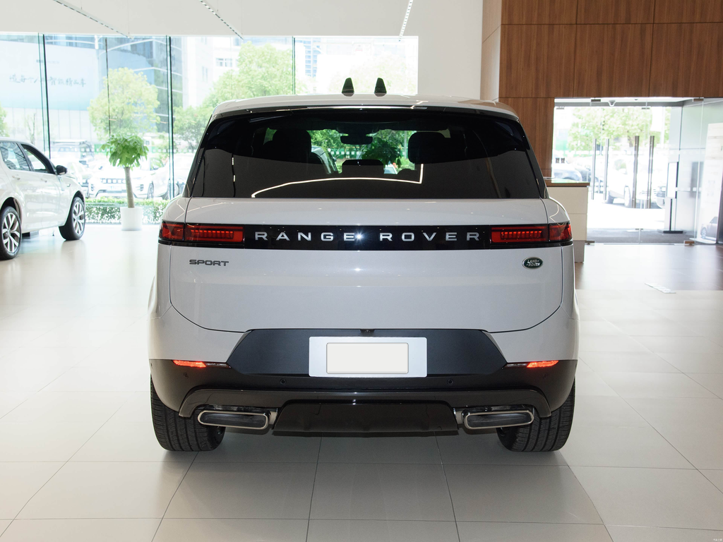 Land Rover Range Rover Sport 2025 360PS S