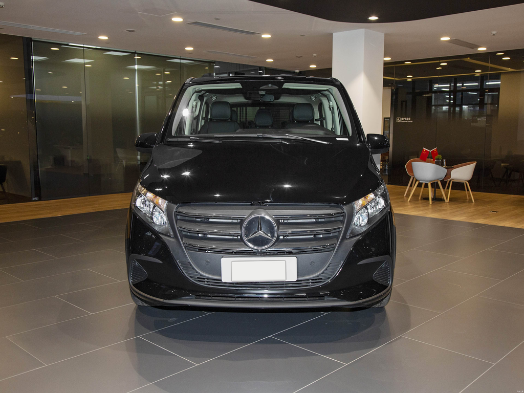 Mercedes-Benz Vito 2024 2.0T Elite 7-seat