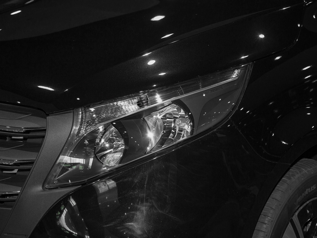 Mercedes-Benz Vito 2024 2.0T Elite 7-seat