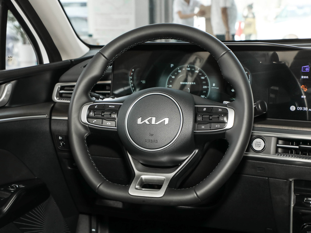 Kia K5 2025 1.5T Luxury Edition