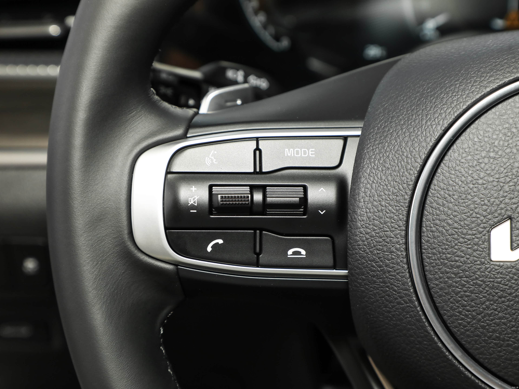 Kia K5 2025 1.5T Luxury Edition