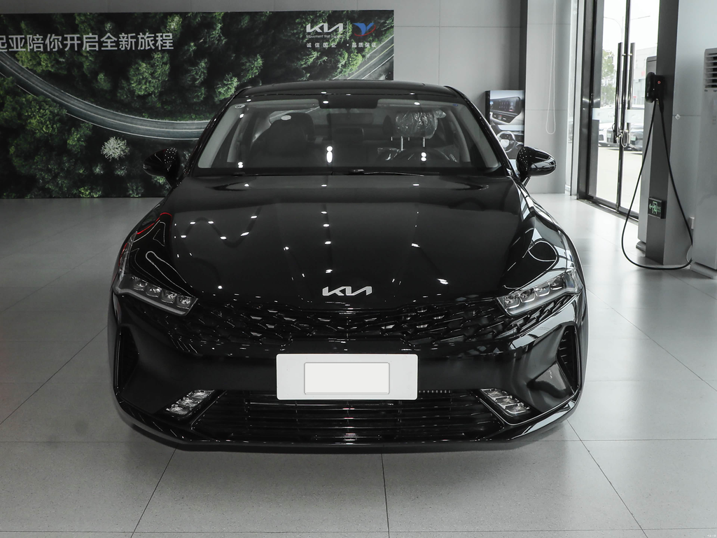 Kia K5 2025 1.5T Luxury Edition