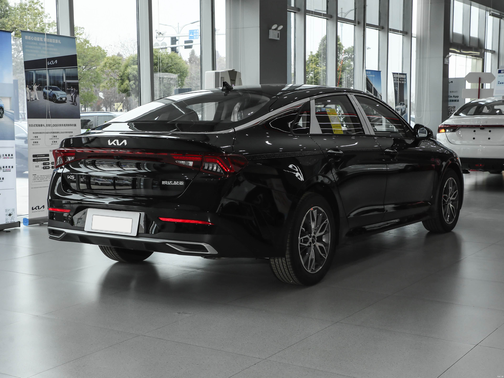 Kia K5 2025 1.5T Luxury Edition