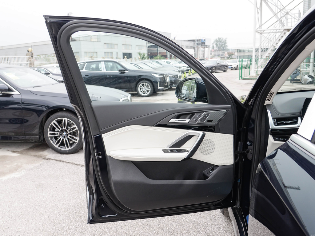 BMW X1 2025 sDrive25Li X Design Package