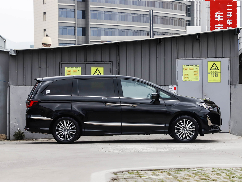 Honda Elysion 2026 2.0L e:HEV Classic