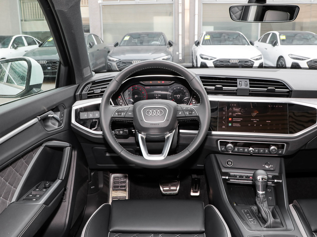Audi Q3 2026 quattro 35TFSI Sport
