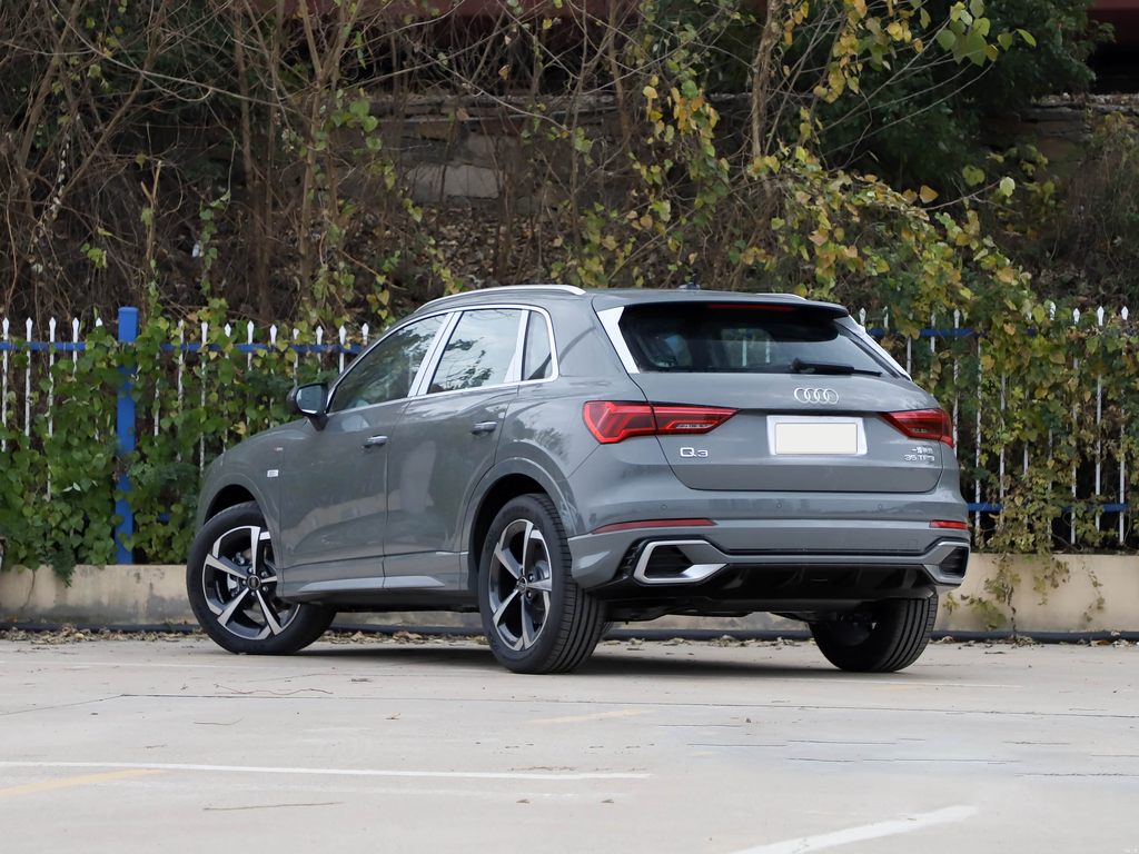 Audi Q3 2026 quattro 35TFSI Sport