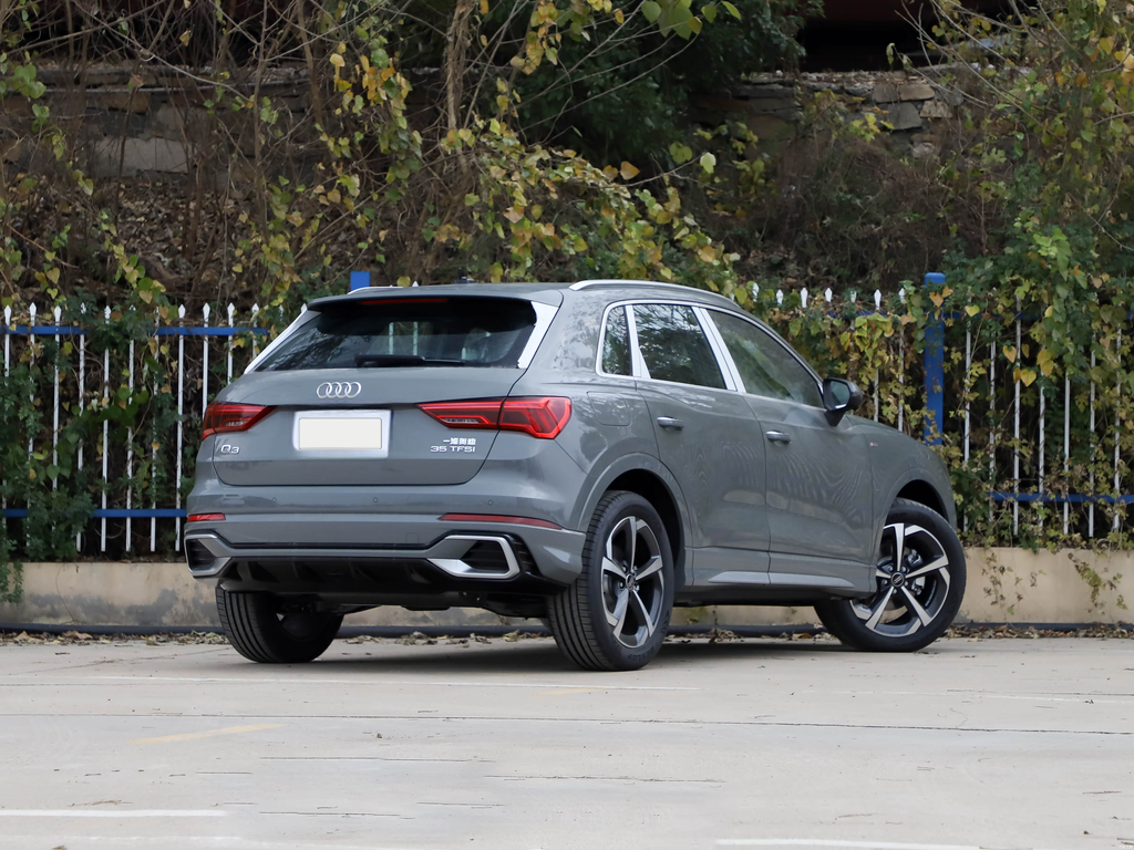 Audi Q3 2026 quattro 35TFSI Sport