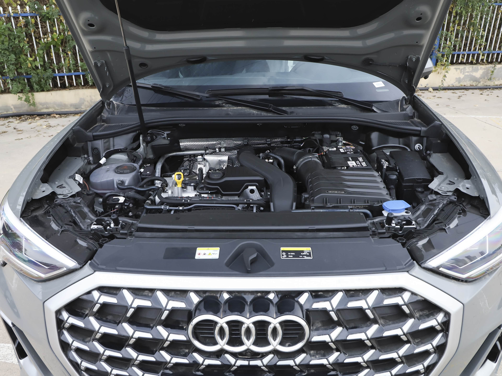 Audi Q3 2026 quattro 35TFSI Sport