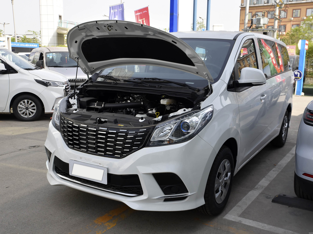 Maxus G10 2025 2.0L MT Value 7-seat