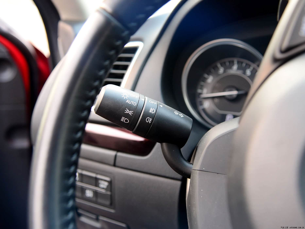 Mazda Atenza 2013 2.0L Standard