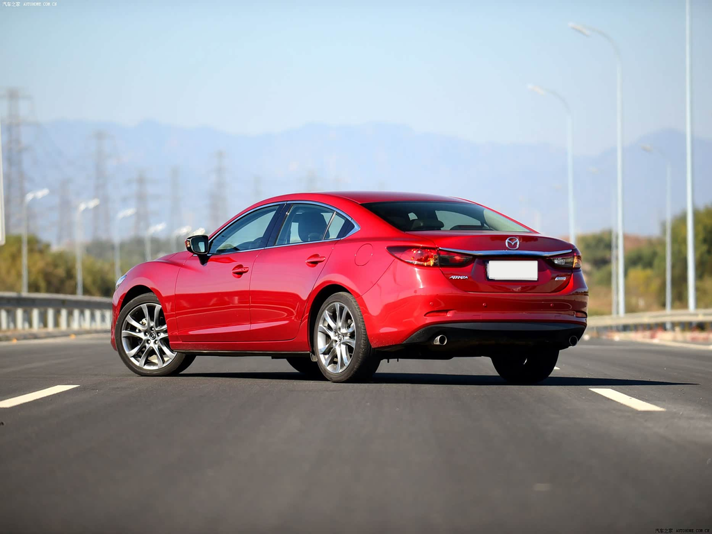 Mazda Atenza 2013 2.0L Standard