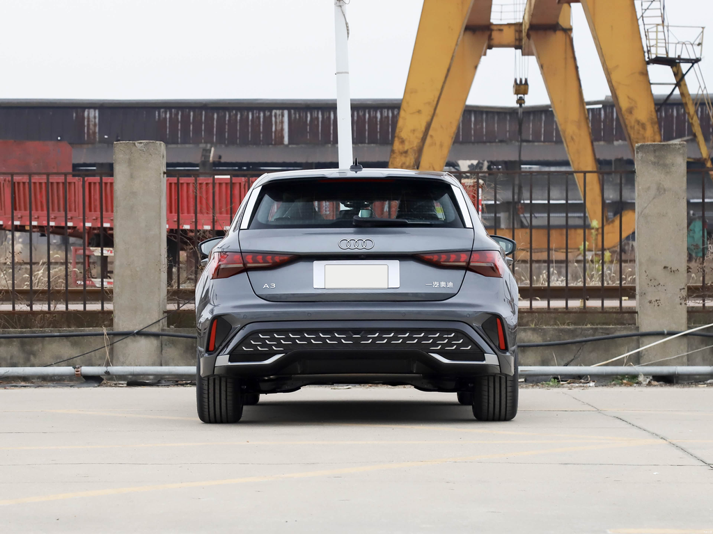 Audi A3 2026 Sportback 35TFSI Premium