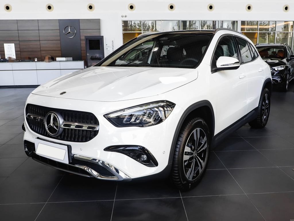 Mercedes-Benz GLA 200 2025 Facelift