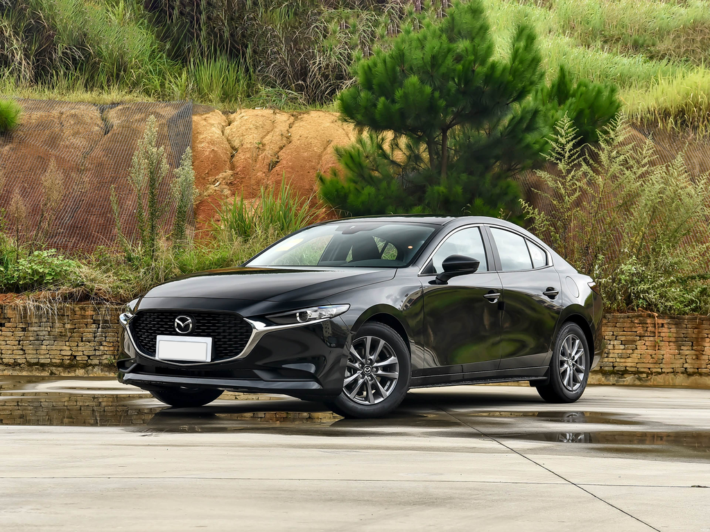 Mazda 3 Axela 2025 1.5L MT Quality